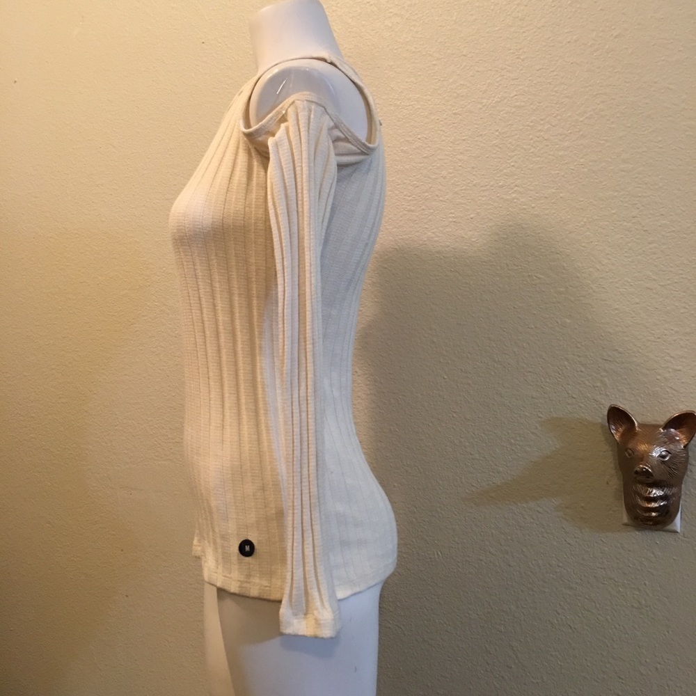 Hollister Cold Shoulder Ribbed Top - Picture 3 of 5